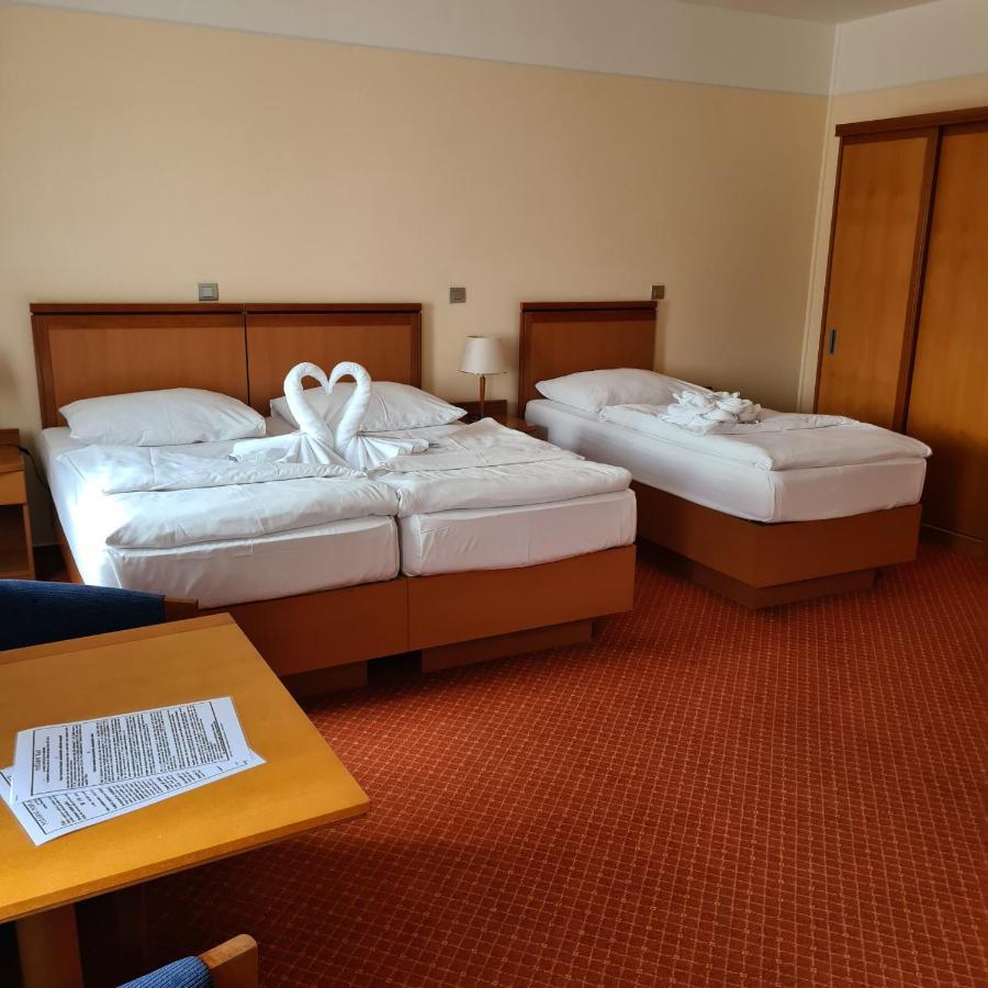 Hotel Slovan Jeseník Eksteriør billede