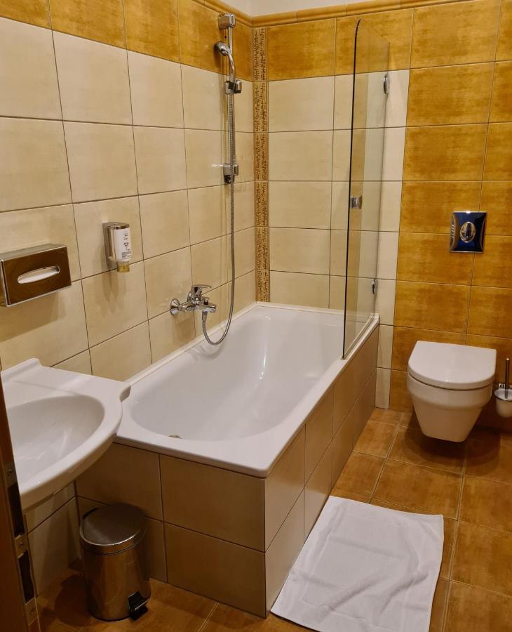 Hotel Slovan Jeseník Eksteriør billede