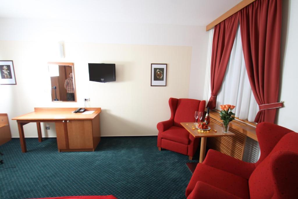 Hotel Slovan Jeseník Værelse billede