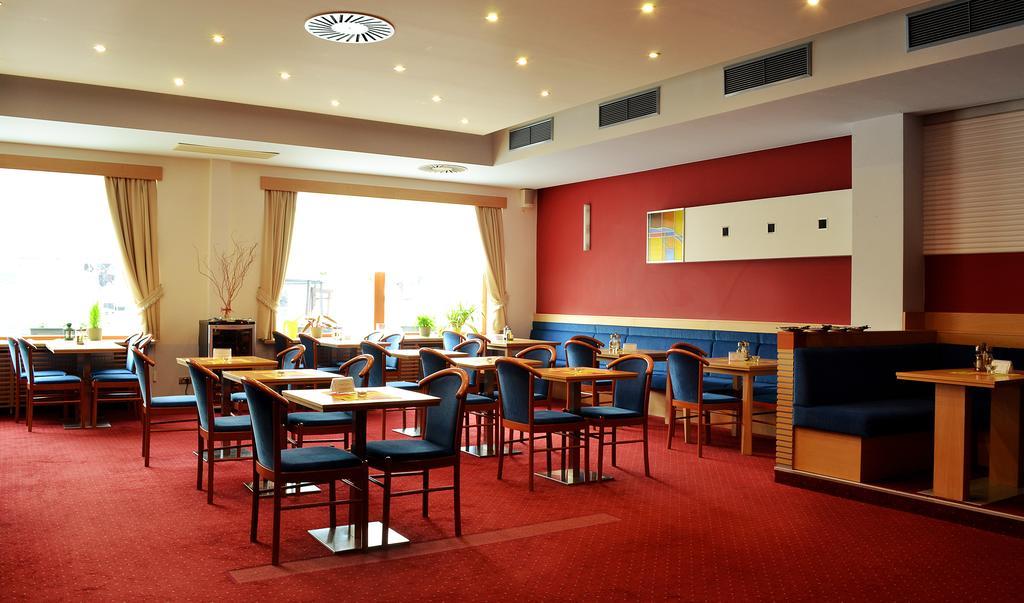 Hotel Slovan Jeseník Eksteriør billede